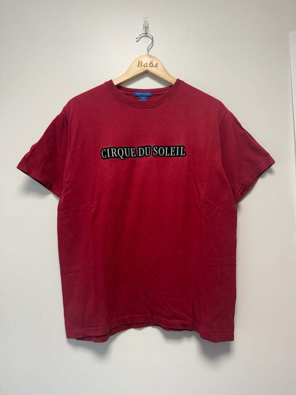 Cirque Du Soleil T-Shirt Size M Red Logo Graphic Tee